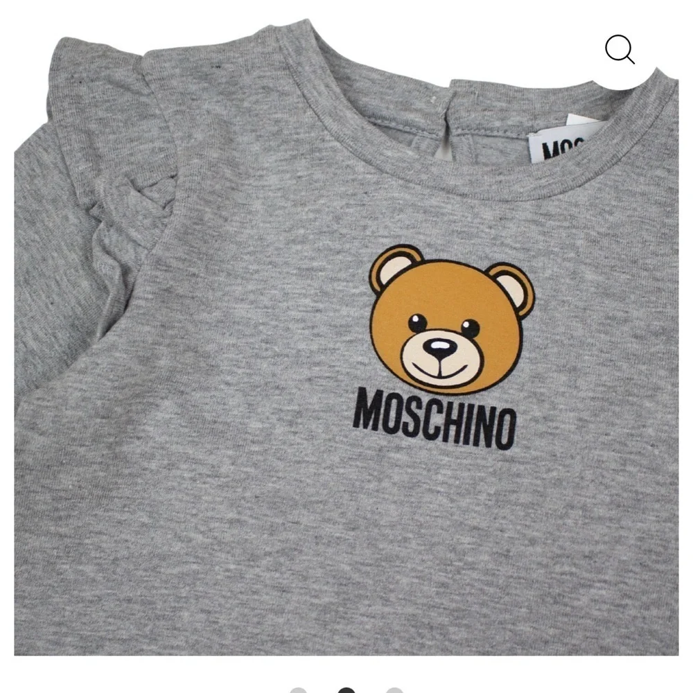 Moschino gray top